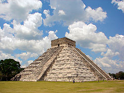 Maya Kukulcan Pyramid